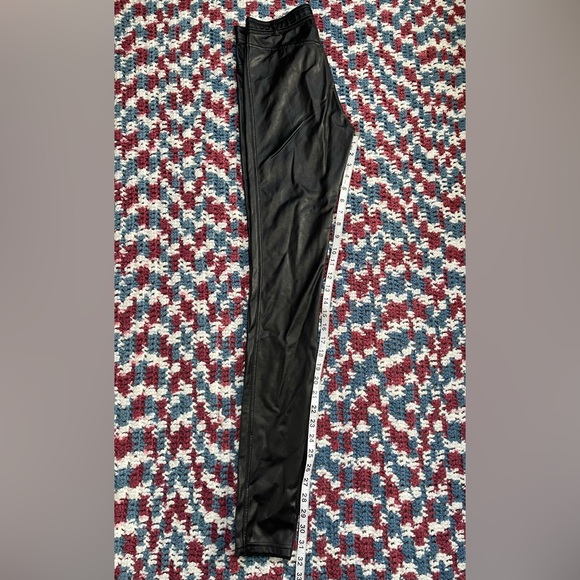 Wilfred XS 0 - Picture 3 of 5